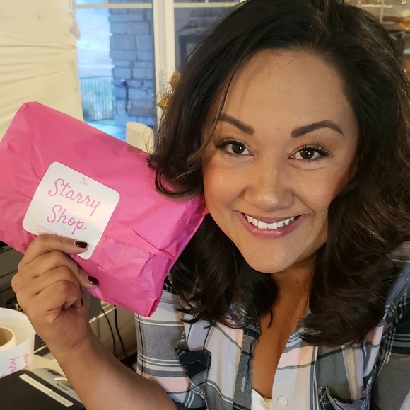 Meet your Posher, Estrella - Picture 2 of 5